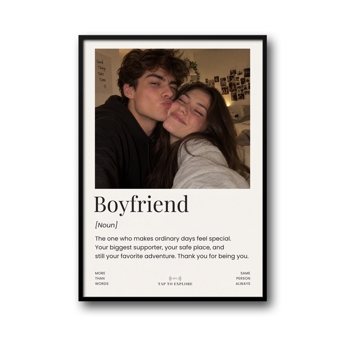 Plakat dla Chłopaka „Boyfriend” z NFC – Personalizowany Prezent